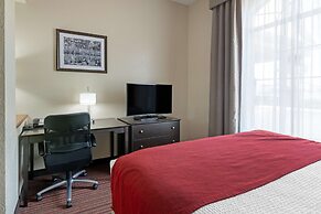 Best Western Plus Bradbury Inn & Suites
