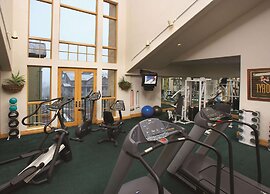 Fairmont Heritage Place, Franz Klammer Lodge