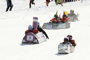 Fairmont Heritage Place, Franz Klammer Lodge