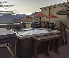 Fairmont Heritage Place, Franz Klammer Lodge