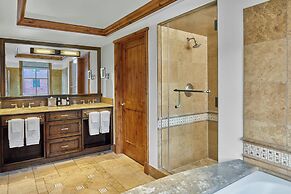 St. Regis Residence Club, Aspen