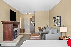 Ramada by Wyndham Drumheller Hotel & Suites