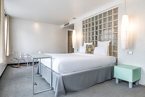 Kube Hotel Paris