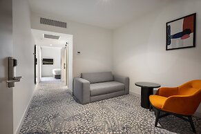 Holiday Inn Dandenong by IHG