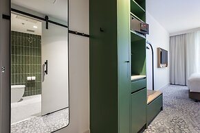 Holiday Inn Dandenong by IHG