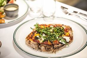 Holiday Inn Dandenong by IHG