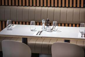 Holiday Inn Dandenong by IHG