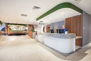 Holiday Inn Dandenong by IHG