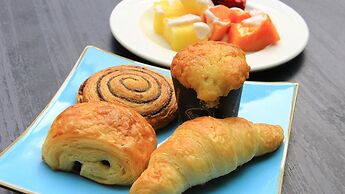 Novotel Jakarta Mangga Dua Square Hotel