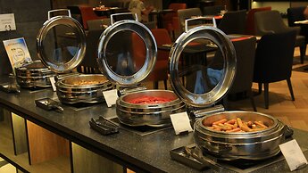 Novotel Jakarta Mangga Dua Square Hotel