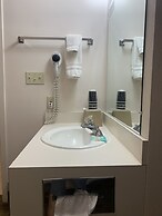 Colstrip Inn & Suites