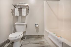 Colstrip Inn & Suites