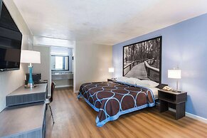 Super 8 by Wyndham Hardeeville/Savannah North