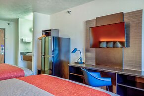 Motel 6 Percival, IA