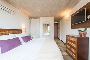 La Pedrera Small Hotel & Spa