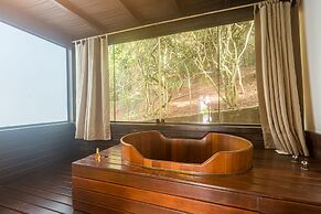 La Pedrera Small Hotel & Spa