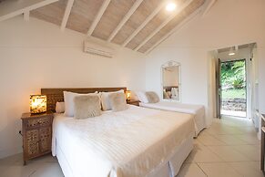 La Pedrera Small Hotel & Spa