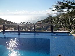 La Pedrera Small Hotel & Spa