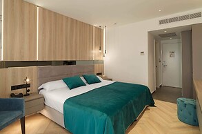 St. George Beach Hotel & Spa Resort