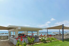 St. George Beach Hotel & Spa Resort