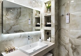 St. George Beach Hotel & Spa Resort