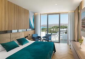 St. George Beach Hotel & Spa Resort