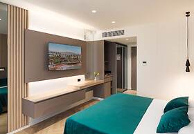 St. George Beach Hotel & Spa Resort