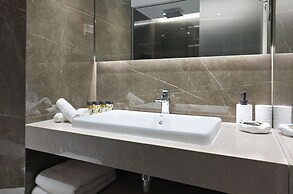 St. George Beach Hotel & Spa Resort