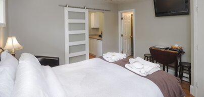 Above The Beach Guest Suites