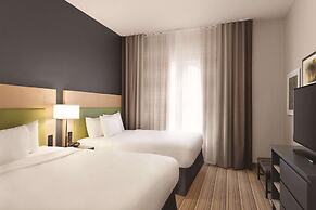 Country Inn & Suites by Radisson, St. Charles Historic District