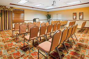 Holiday Inn Express & Suites Bloomington by IHG