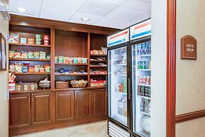 Holiday Inn Express & Suites Bloomington by IHG