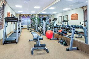 Holiday Inn Express & Suites Bloomington by IHG