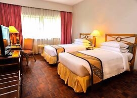 Waterfront Insular Hotel Davao