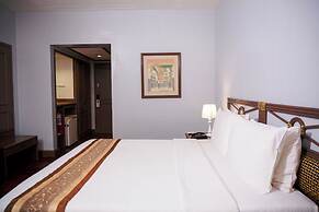 Waterfront Insular Hotel Davao