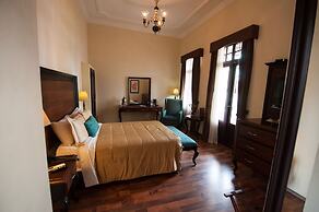 Hotel Morales Historical & Colonial Downtown Core