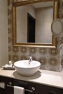 Hotel Morales Historical & Colonial Downtown Core