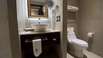 Hotel Morales Historical & Colonial Downtown Core