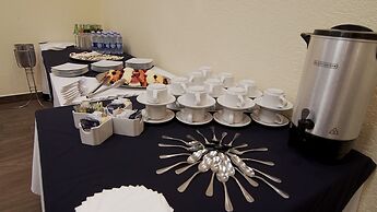 Hotel Morales Historical & Colonial Downtown Core