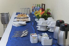 Hotel Morales Historical & Colonial Downtown Core