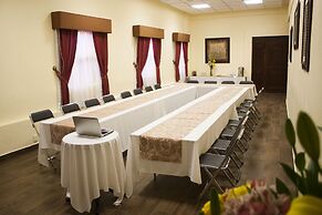 Hotel Morales Historical & Colonial Downtown Core