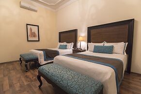 Hotel Morales Historical & Colonial Downtown Core