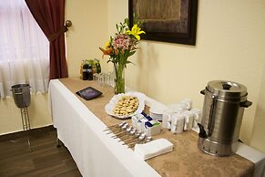 Hotel Morales Historical & Colonial Downtown Core