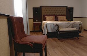 Hotel Morales Historical & Colonial Downtown Core