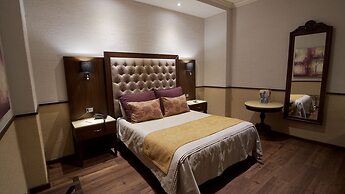 Hotel Morales Historical & Colonial Downtown Core