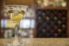 Hotel Morales Historical & Colonial Downtown Core