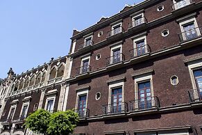 Hotel Morales Historical & Colonial Downtown Core