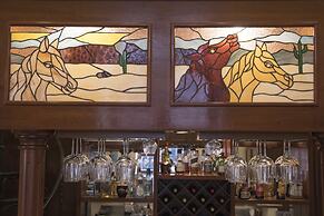 Hotel Morales Historical & Colonial Downtown Core