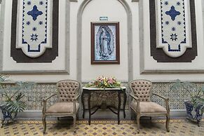 Hotel Morales Historical & Colonial Downtown Core