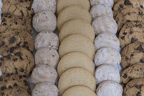 Hotel Morales Historical & Colonial Downtown Core